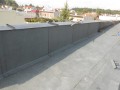 pohľad na dokončenú montáž zvislej časti atiky SBS pásom